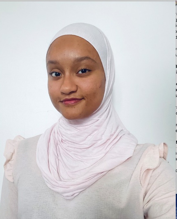 Dr.a Yumna Khalid Cassam